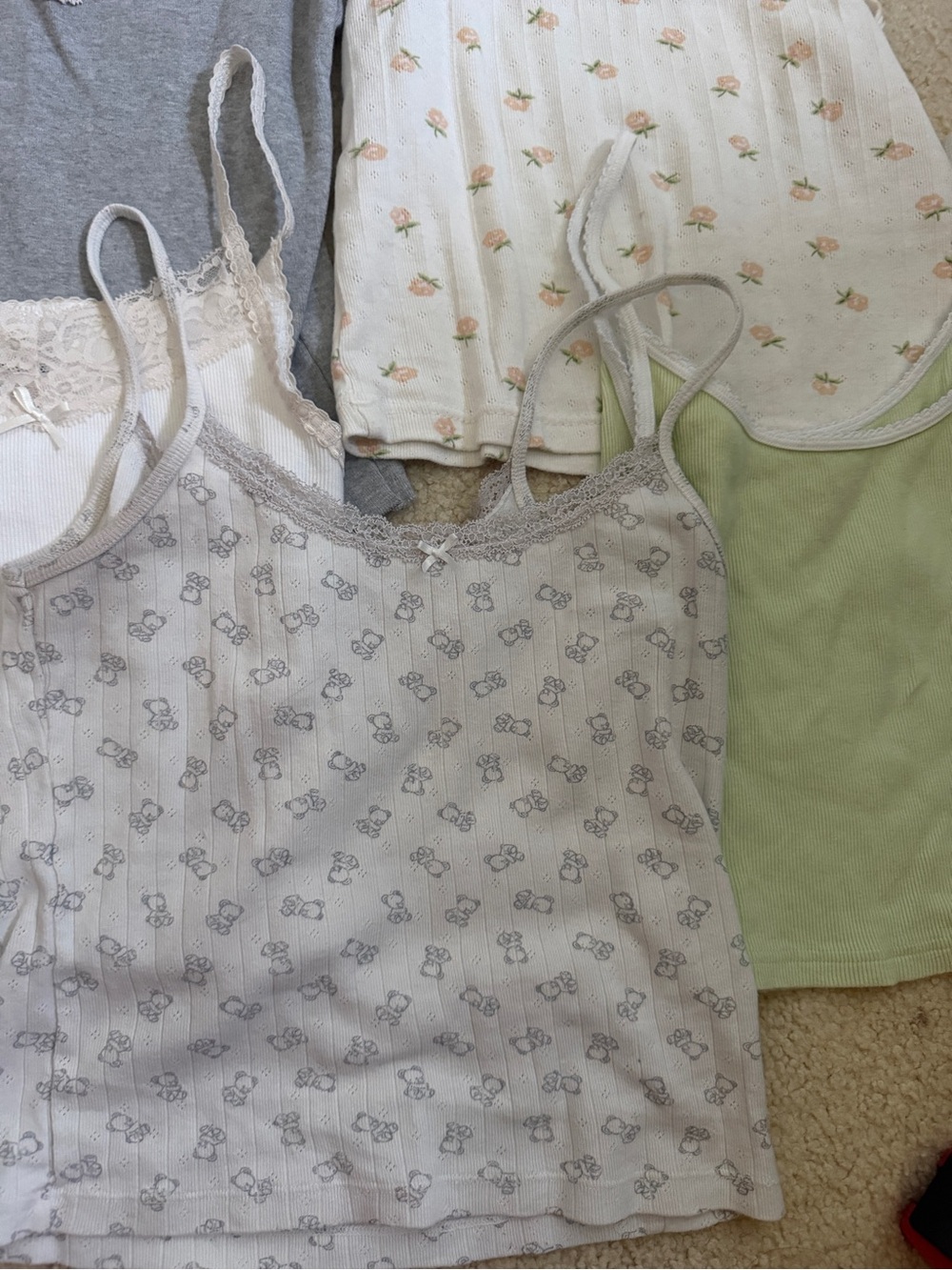 Brandy Melville Women’s Lace-Trim Ribbed Cami Tank Bundle of 5 - Picture 3 of 5